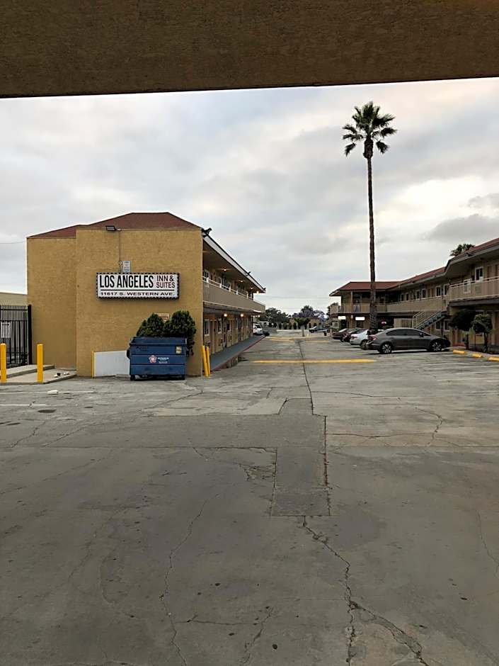 Los Angeles Inn & Suites LAX