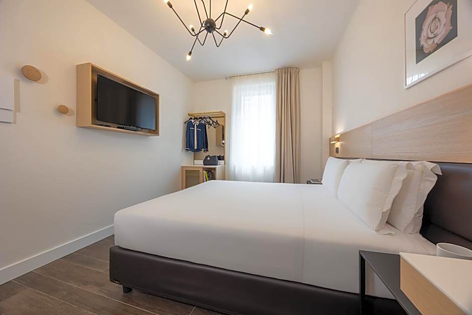 Globus Urban Hotel