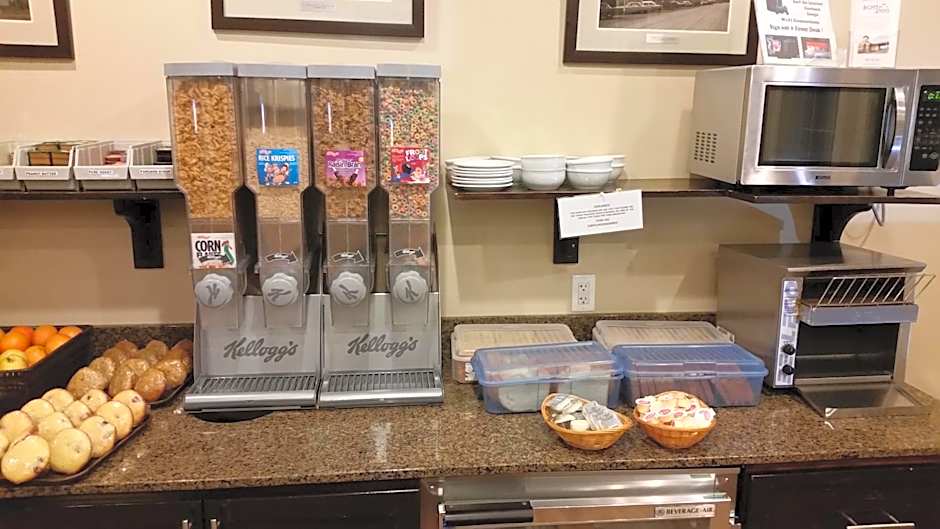 BCMInns - Lac La Biche