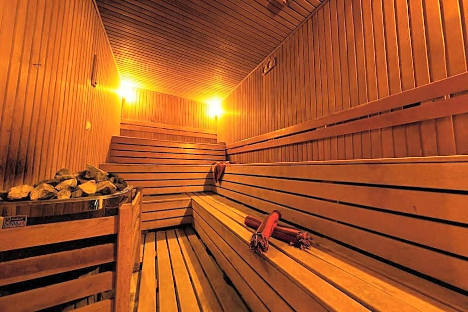 Duqqan Deluxe Hotel