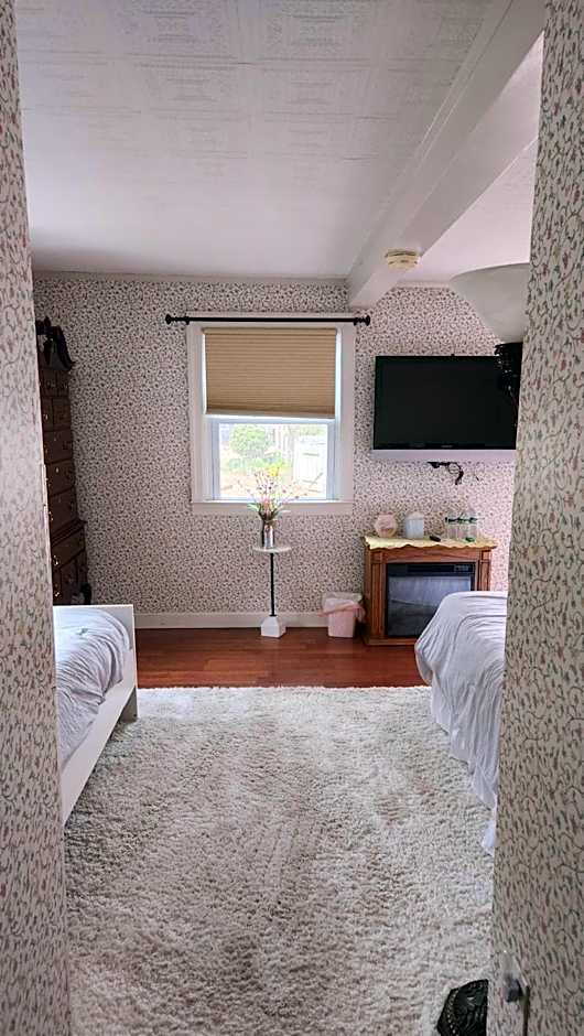 Greystone Manor Bed & Breakfast