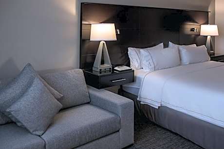 Queen Suite with Two Queen Beds