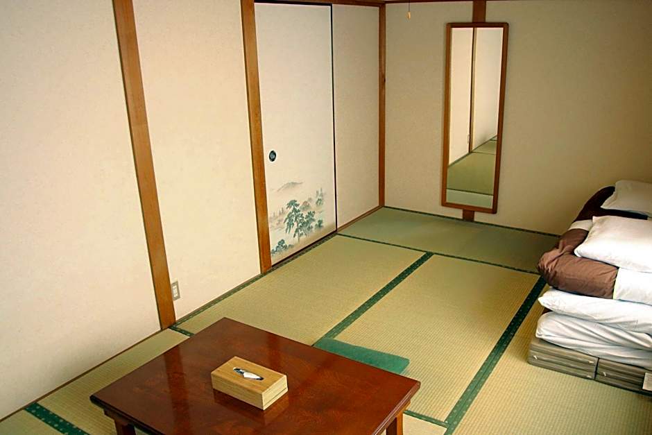 J-Hoppers Kumano Yunomine Guesthouse