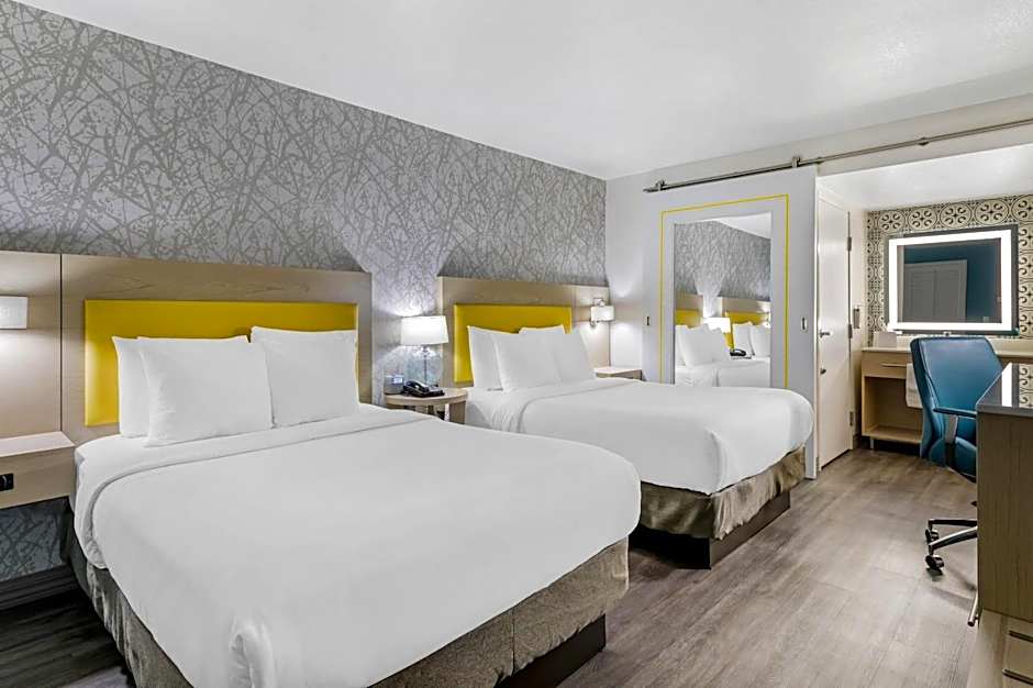 Hillstone Inn Tulare, an Ascend Collection Hotel