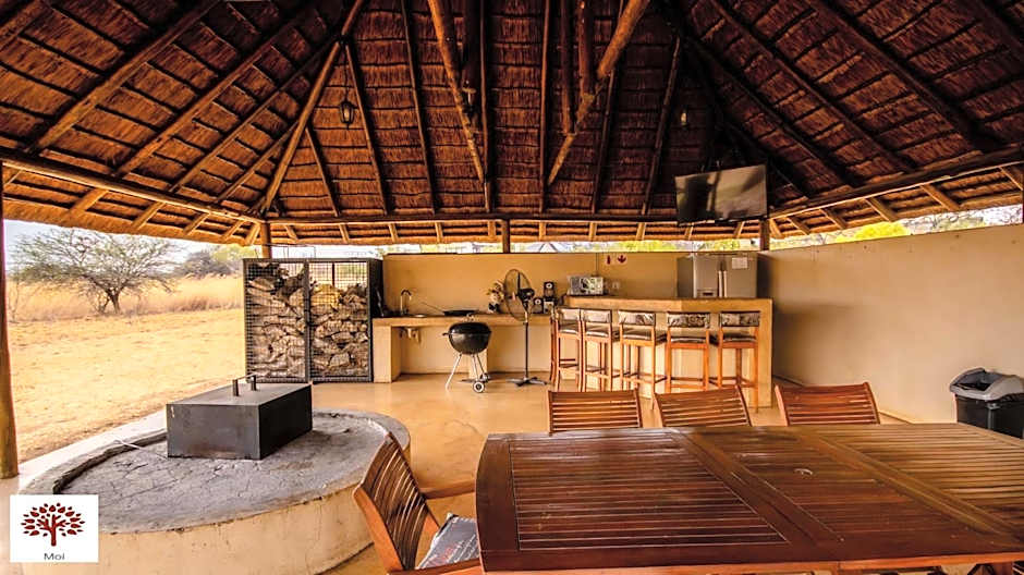 Zebula Golf and Wildlife Estate - The Milky Way Pax 12 - Moi Signature Luxury villa