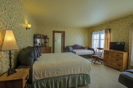 Large Twin Room