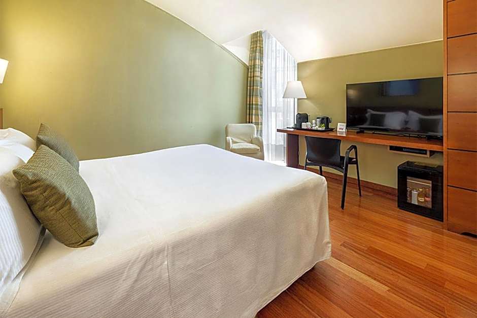 B&B HOTEL Imperia Rossini al Teatro