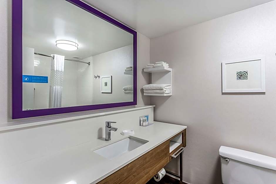 Hampton Inn By Hilton Biloxi/Ocean Springs