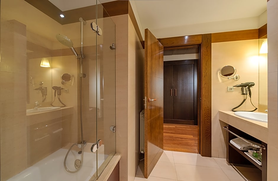 NH Collection Palacio De Burgos