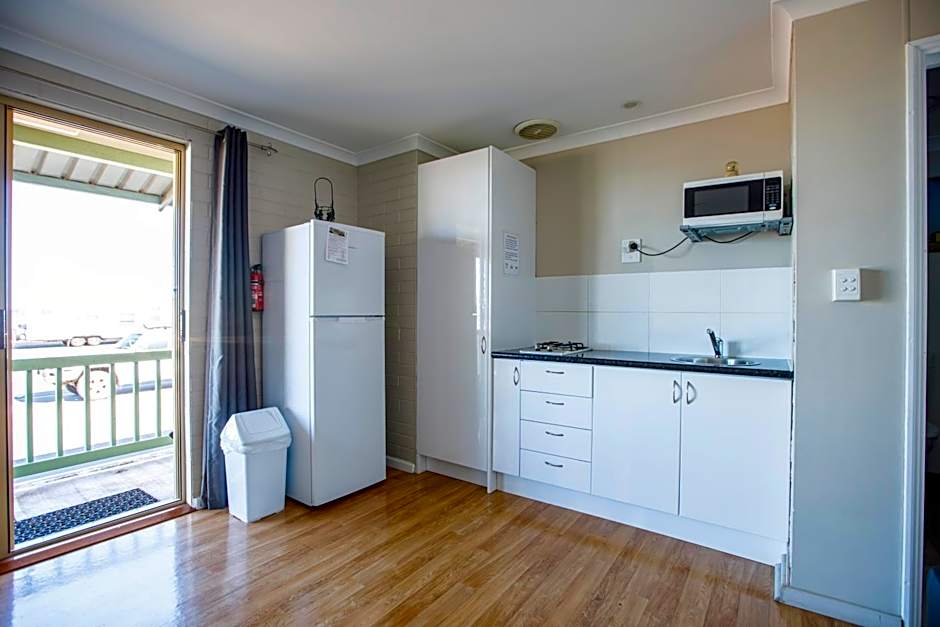 Shark Bay Seafront Apartments