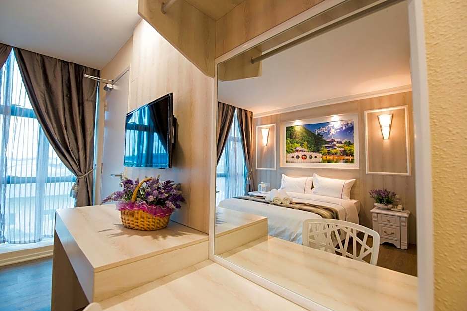 Lavender Inn USJ