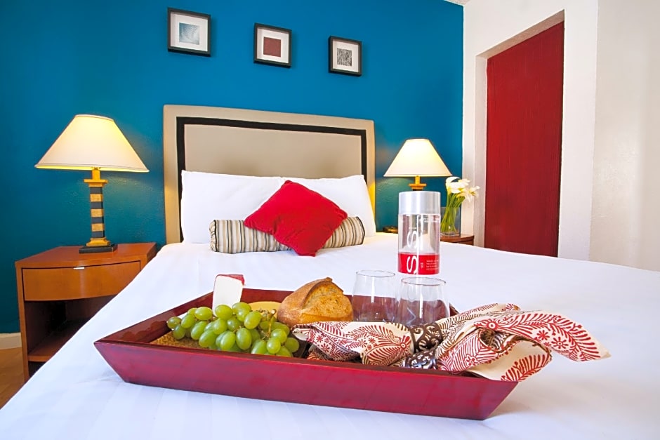 Alpine Inn & Suites