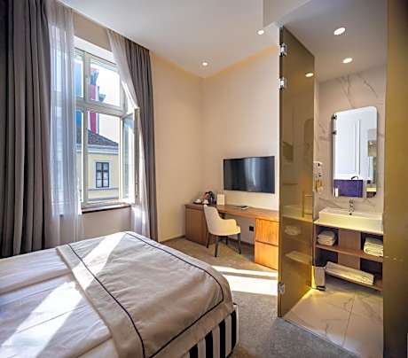 Special Offer - Superior Double or Twin Room with Parking