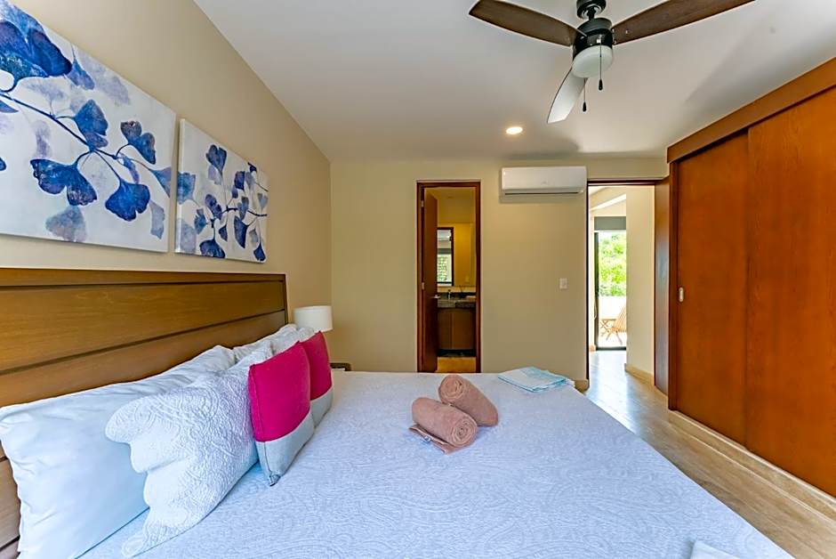 Luxury Apt Gym Jacuzzi WIFI Starlink