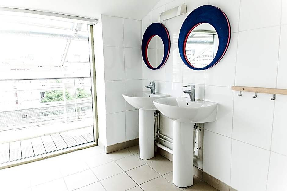 St. Christopher's Canal Hostel