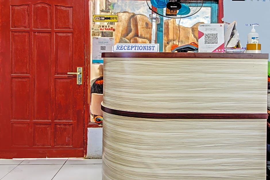 SPOT ON 92732 Bagus Jaya Hotel