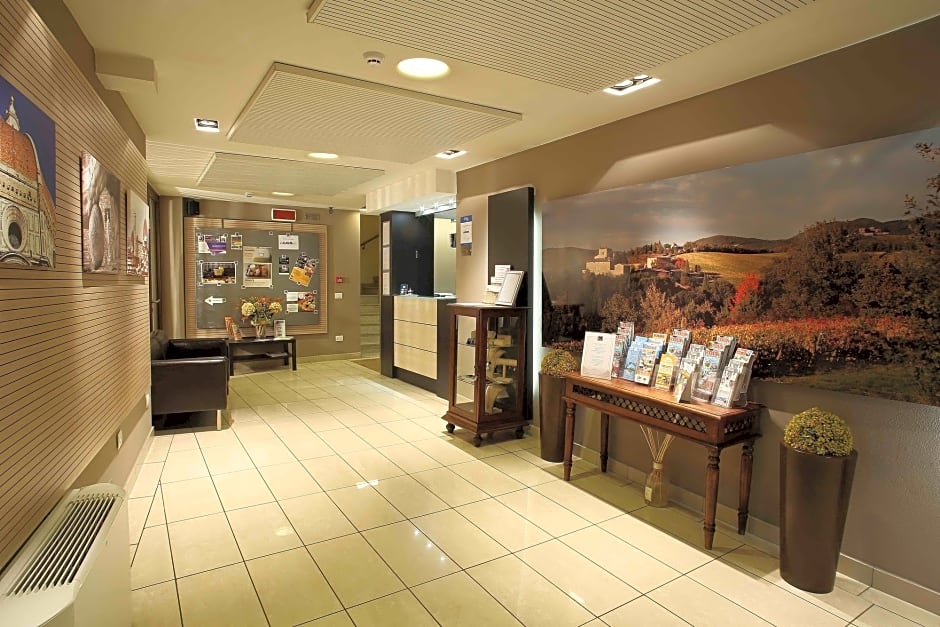 Aparthotel Quadra Key Florence Italy Rates From Eur55