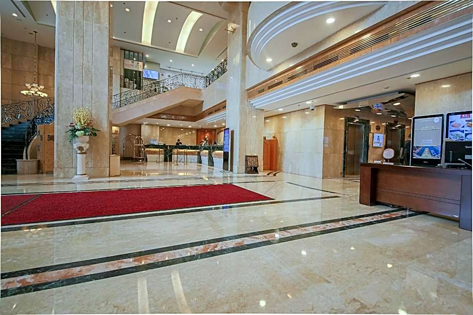 China Mayors Plaza Hotel