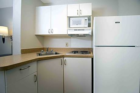 Studio with 2 Double Beds - Non-Smoking