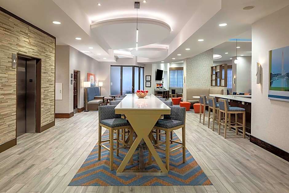 Hampton Inn By Hilton Washington-Downtown-Convention Center