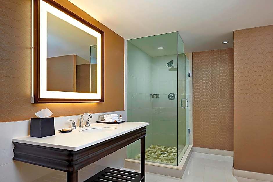 Sheraton Parkway Toronto North Hotel & Suites