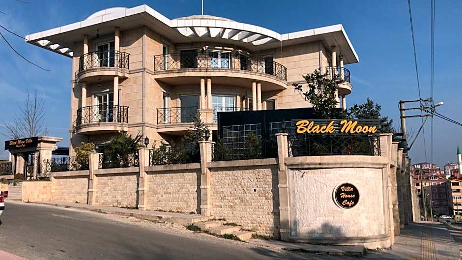 Blackmoon Villa Hotel 