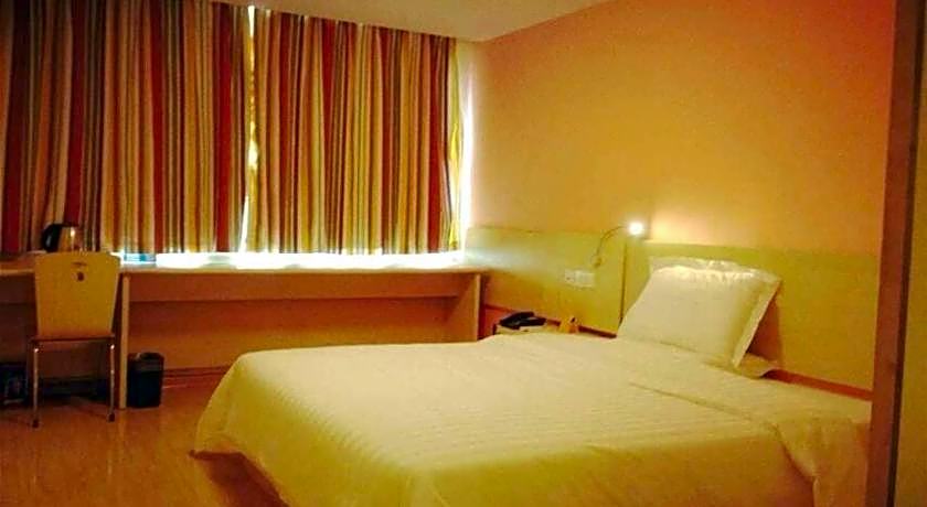 7 Days Inn Yulin Nanmen Bus Station Confucius Temple Pedestrian Street