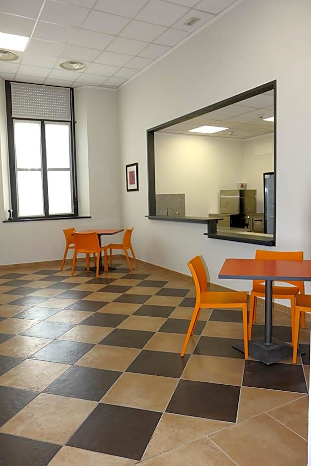 Student's Hostel Parma