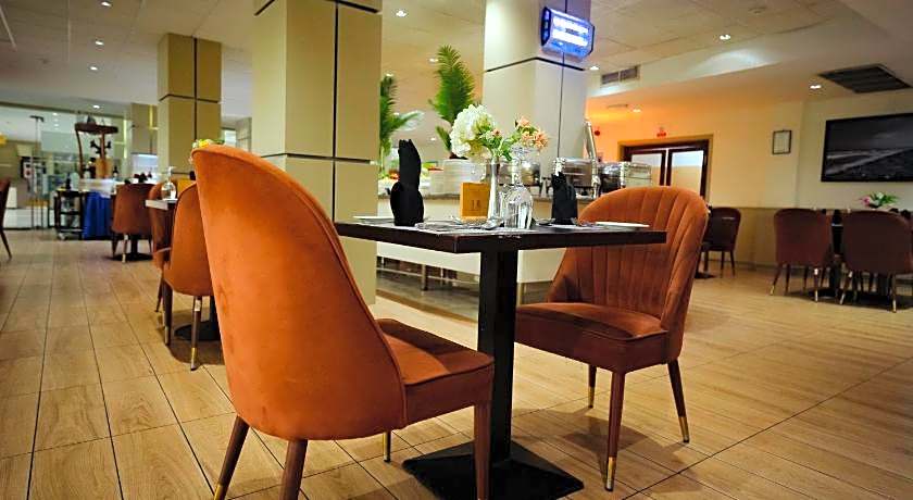 Alisa Hotel North Ridge