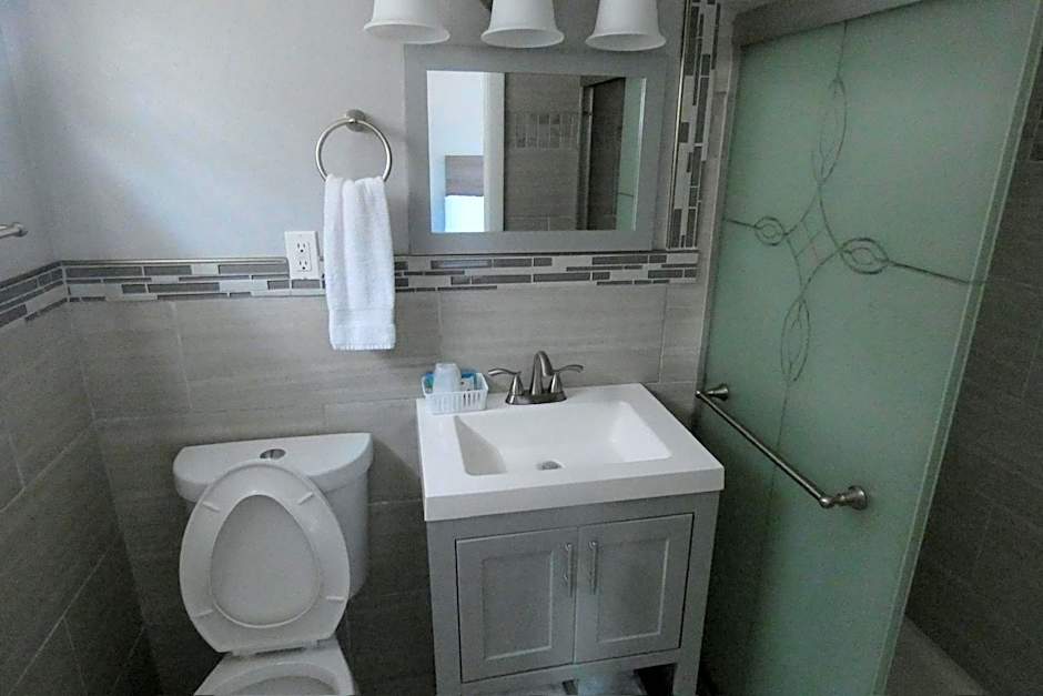 Aquastar Inn