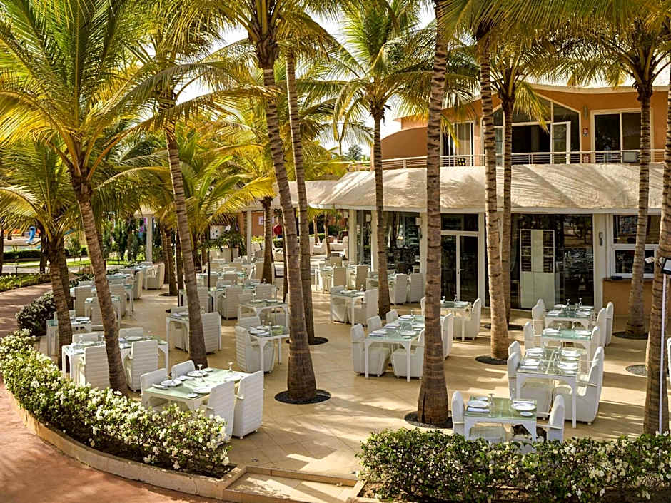 Mövenpick Resort Lamantin Saly