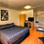 Halls Creek Motel