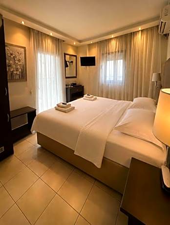 Double Room with Balcony and Sea View