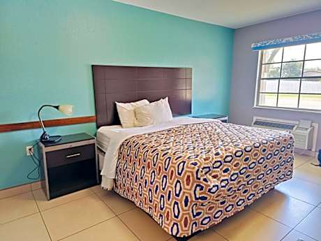 Woodfield Inn & Suites Hotel O, Yoakum TX 111