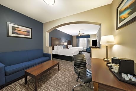 Queen Suite with Two Queen Beds