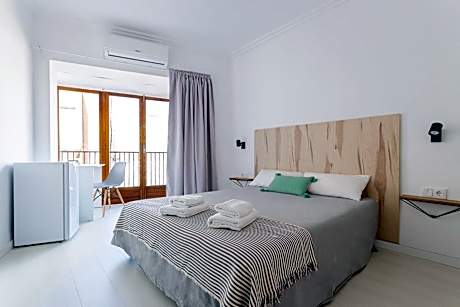 Double Room with Private External Bathroom