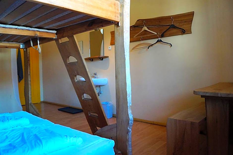 Schiff Bihlerdorf - Hostel