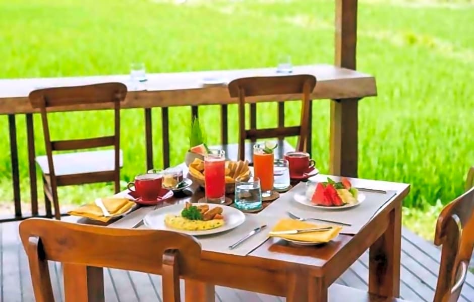 Pondok Gandalangu Ubud-Dikelilingi Hamparan Sawah