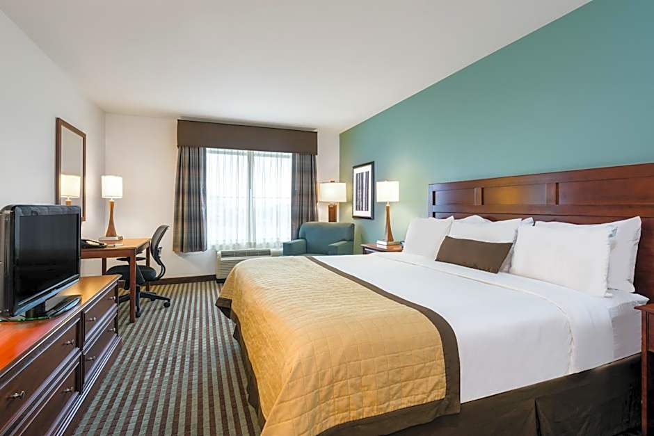Baymont by Wyndham Denver International Airport