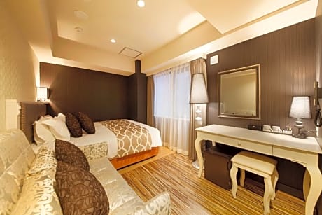 Moderate King Room-Non-Smoking-Annex