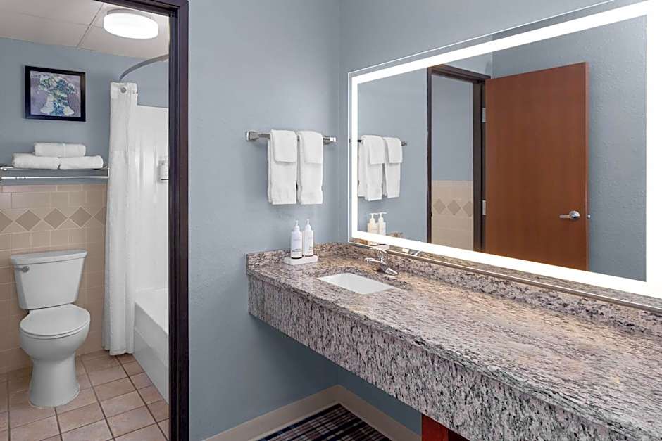 AmericInn by Wyndham Austin
