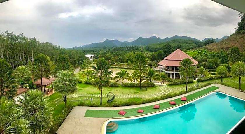 Takhun Mountain View