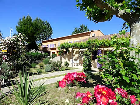 Appart'Hotel Festival Sud Suites - Avignon TGV