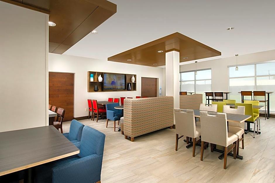 Holiday Inn Express & Suites New Braunfels By IHG