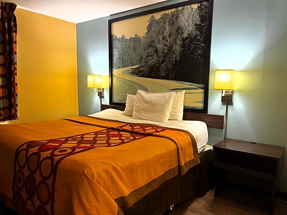 Super 8 by Wyndham Jackson/Ridgeland