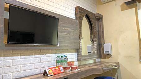 Hotel Syariah Larismanis