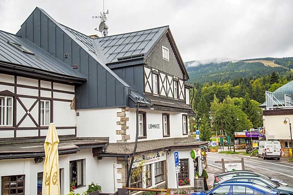 Lomnice Hotel & Restaurant