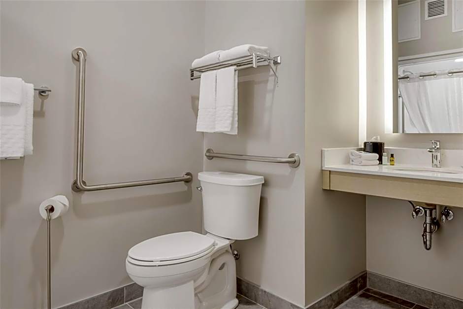 Best Western Plus Bridgewater Hotel & Convention Centre