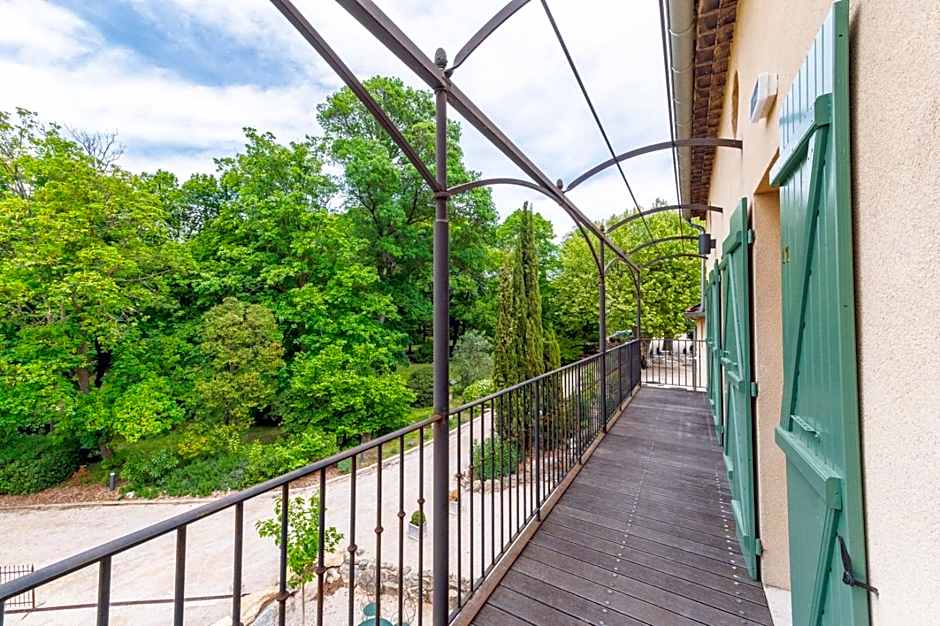 Hôtel & SPA Ventoux Provence "Domaine des Tilleuls"