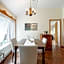 Chalet du Village - Rustic charm, lake - beach access